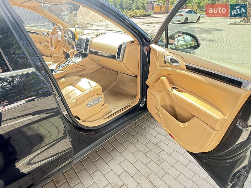 Внедорожник / Кроссовер Porsche Cayenne 2012 в Киеве фото 34 Внедорожник / Кроссовер Porsche Cayenne 2012 в Киеве