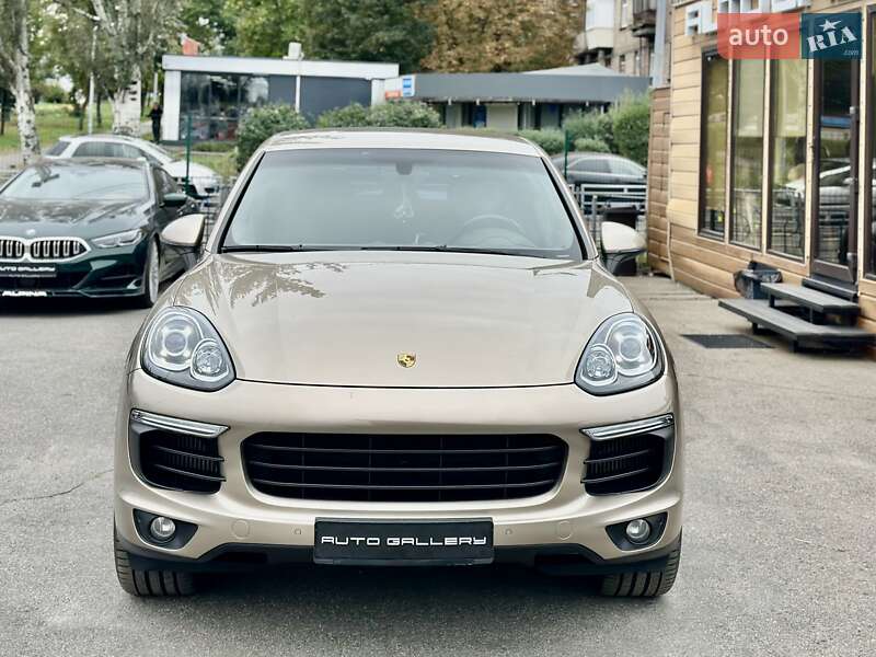 Внедорожник / Кроссовер Porsche Cayenne 2015 в Киеве фото 10 Внедорожник / Кроссовер Porsche Cayenne 2015 в Киеве