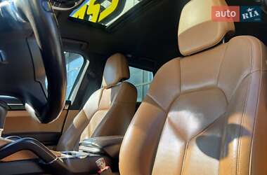 Внедорожник / Кроссовер Porsche Cayenne 2012 в 