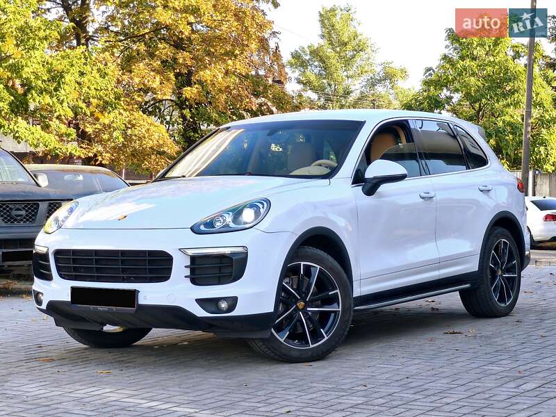 Внедорожник / Кроссовер Porsche Cayenne 2016 в Днепре фото 2 Внедорожник / Кроссовер Porsche Cayenne 2016 в Днепре