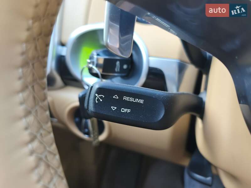 Внедорожник / Кроссовер Porsche Cayenne 2016 в Днепре фото 25 Внедорожник / Кроссовер Porsche Cayenne 2016 в Днепре