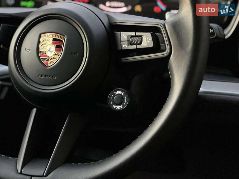 Позашляховик / Кросовер Porsche Cayenne 2023 в Одесі