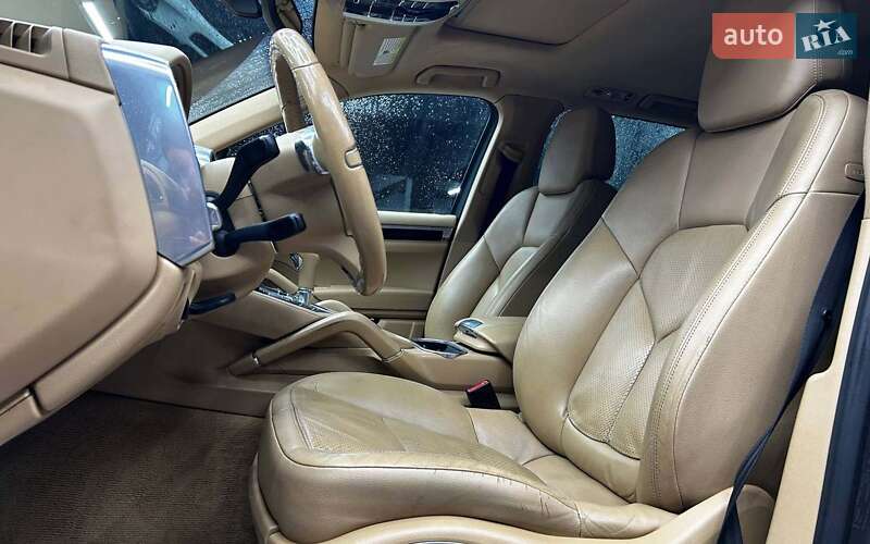 Внедорожник / Кроссовер Porsche Cayenne 2013 в Черновцах фото 10 Внедорожник / Кроссовер Porsche Cayenne 2013 в Черновцах