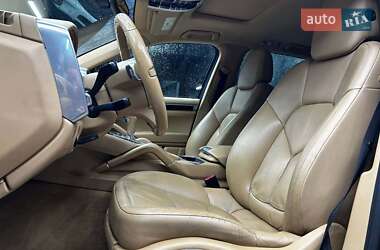 Внедорожник / Кроссовер Porsche Cayenne 2013 в 