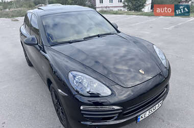 Внедорожник / Кроссовер Porsche Cayenne 2014 в 