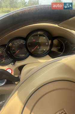 Внедорожник / Кроссовер Porsche Cayenne 2013 в 