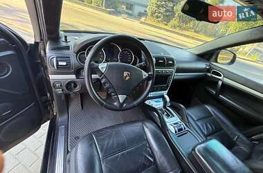 Внедорожник / Кроссовер Porsche Cayenne 2003 в 