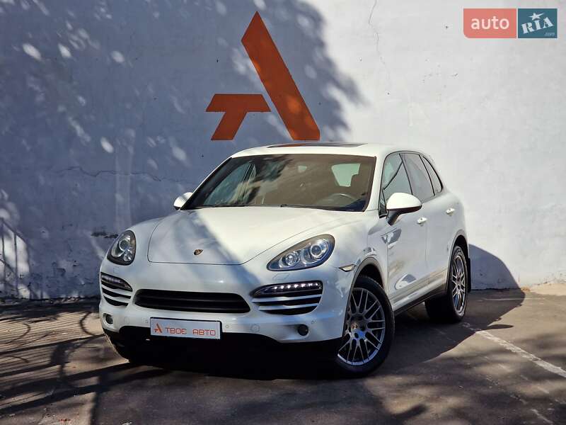 Внедорожник / Кроссовер Porsche Cayenne 2011 в Одессе