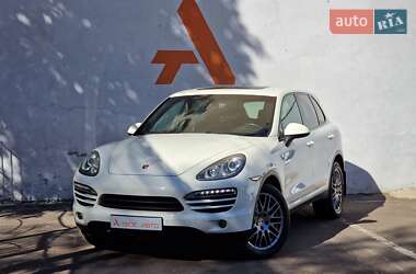 Внедорожник / Кроссовер Porsche Cayenne 2011 в 
