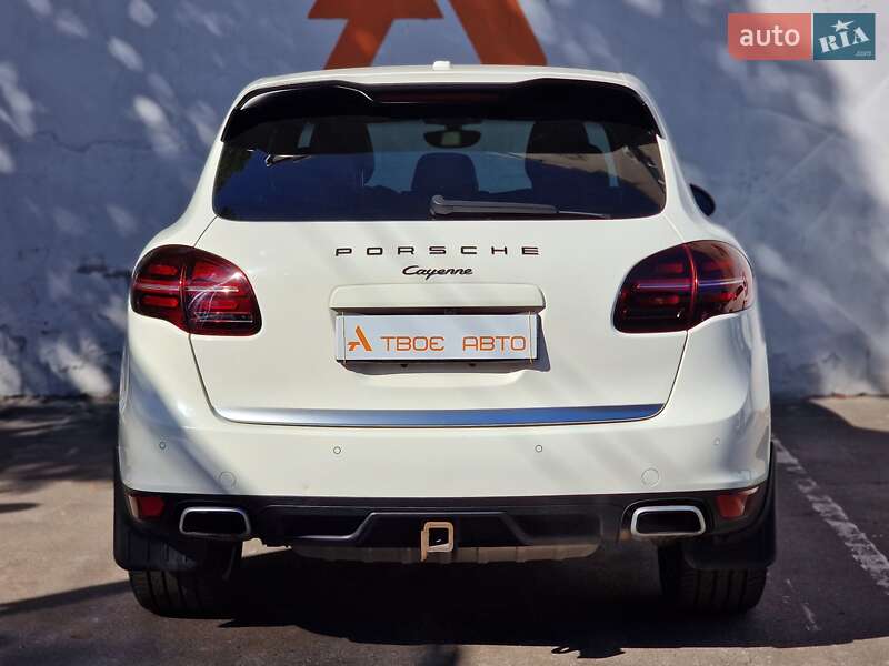 Внедорожник / Кроссовер Porsche Cayenne 2011 в Одессе