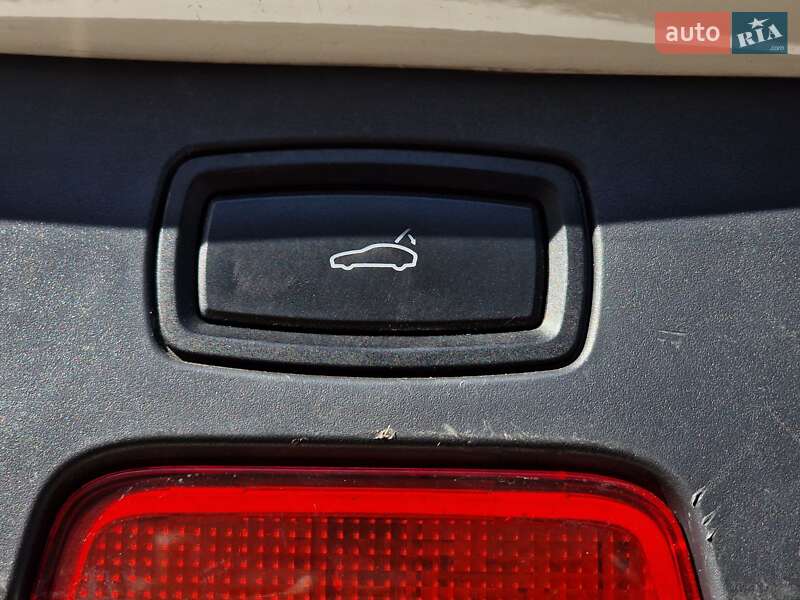 Внедорожник / Кроссовер Porsche Cayenne 2011 в Одессе
