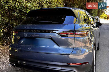 Позашляховик / Кросовер Porsche Cayenne 2018 в 