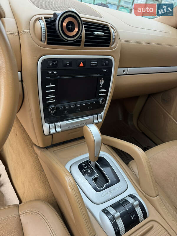 Позашляховик / Кросовер Porsche Cayenne 2009 в Києві