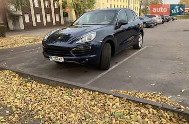 Позашляховик / Кросовер Porsche Cayenne 2011 в 
