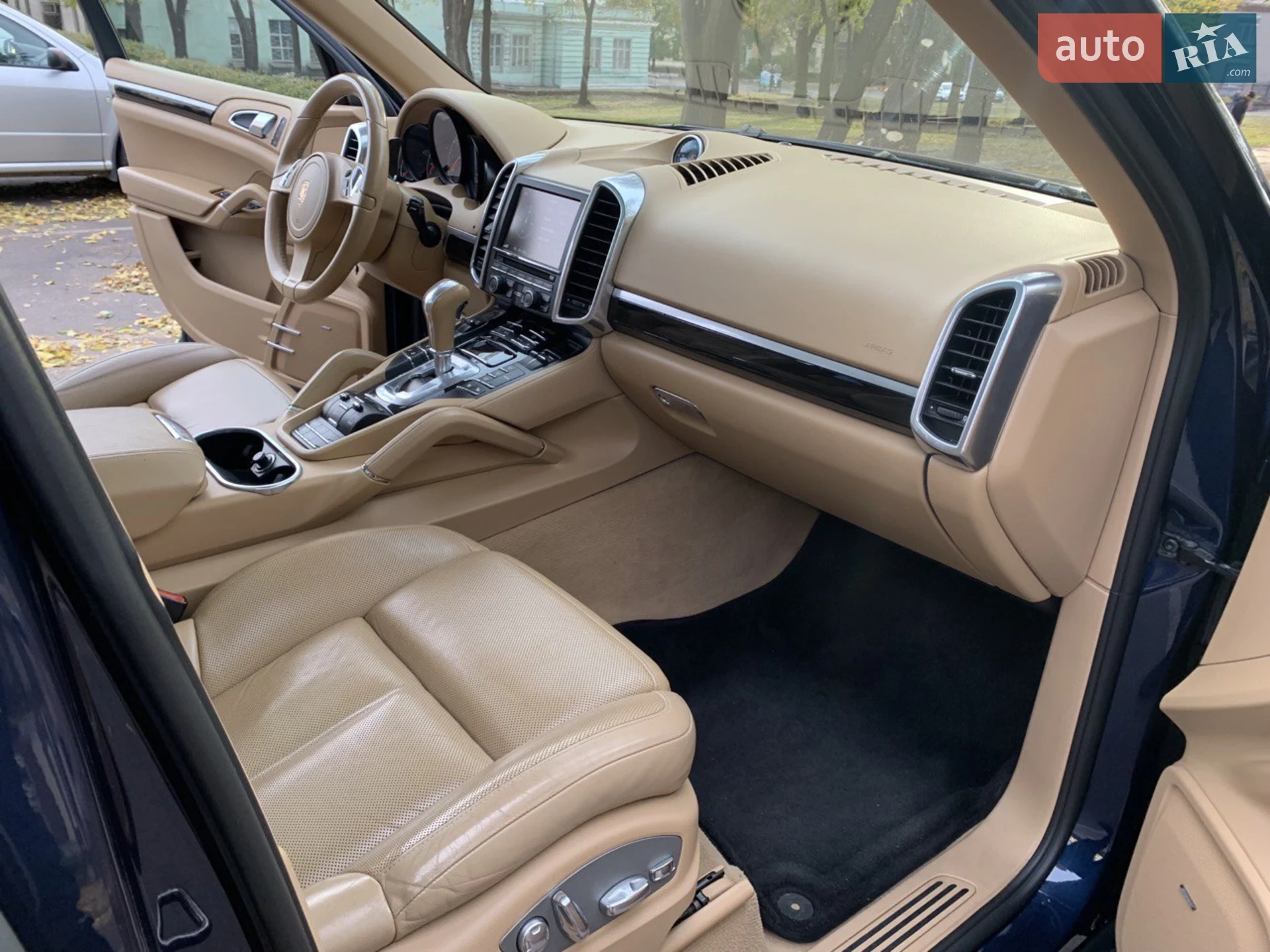 2011 Porsche Cayenne - мініатюра 5