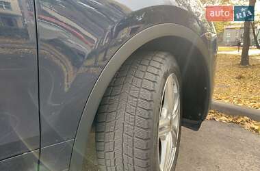 Позашляховик / Кросовер Porsche Cayenne 2011 в 