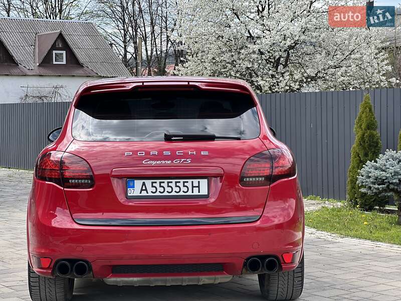 Внедорожник / Кроссовер Porsche Cayenne 2013 в Тячеве