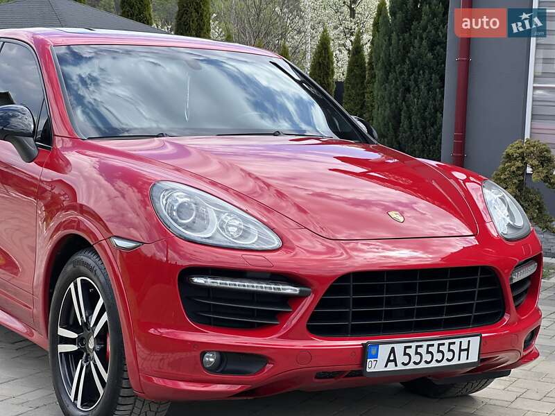 Внедорожник / Кроссовер Porsche Cayenne 2013 в Тячеве