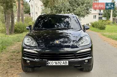 Внедорожник / Кроссовер Porsche Cayenne 2011 в 