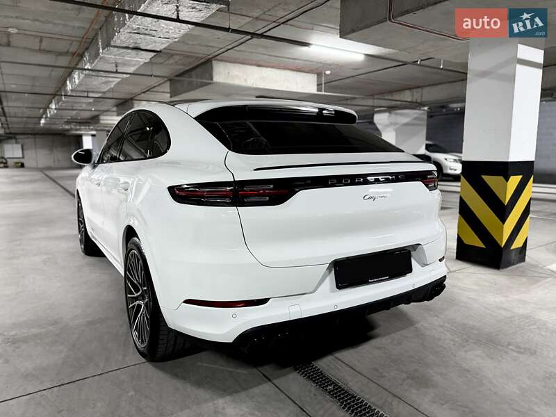 Позашляховик / Кросовер Porsche Cayenne 2019 в Дніпрі