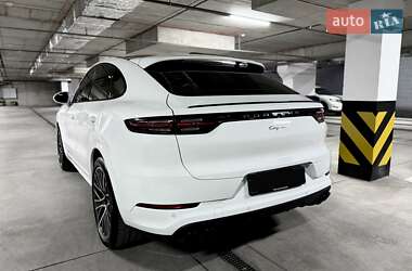 Внедорожник / Кроссовер Porsche Cayenne 2019 в 