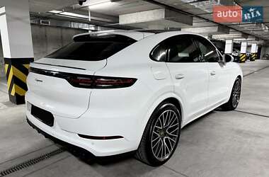 Внедорожник / Кроссовер Porsche Cayenne 2019 в 