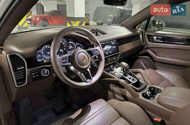 Внедорожник / Кроссовер Porsche Cayenne 2019 в 
