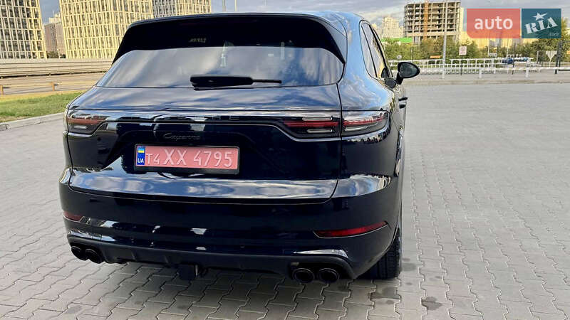 Позашляховик / Кросовер Porsche Cayenne 2019 в Києві
