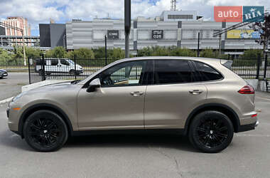 Позашляховик / Кросовер Porsche Cayenne 2015 в 