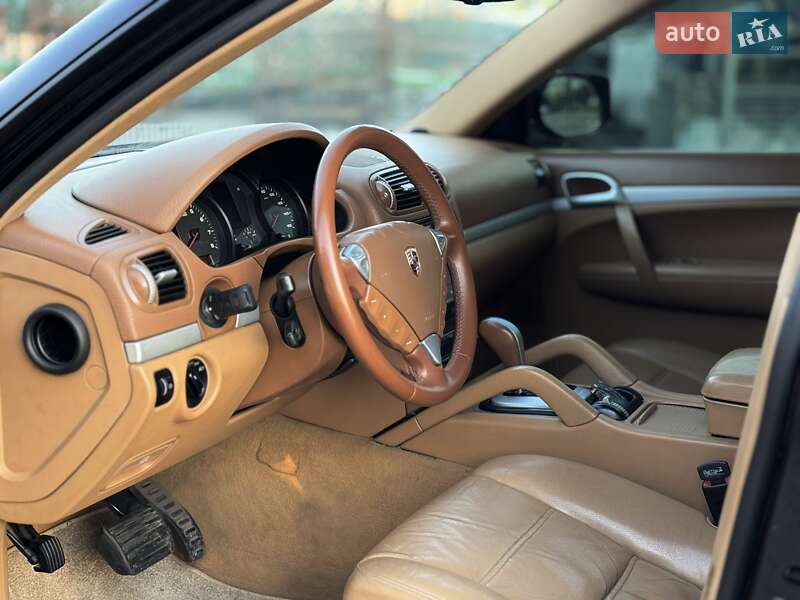Позашляховик / Кросовер Porsche Cayenne 2008 в Луцьку
