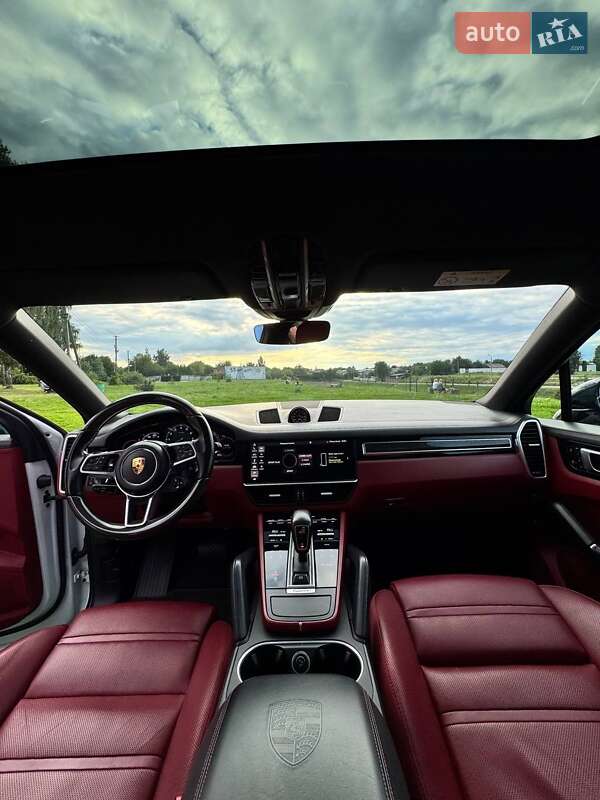 Позашляховик / Кросовер Porsche Cayenne 2020 в Конотопі
