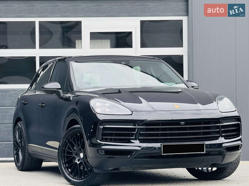 Позашляховик / Кросовер Porsche Cayenne 2018 в Мукачевому