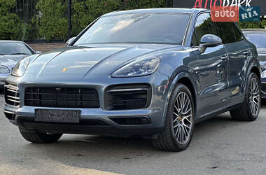Позашляховик / Кросовер Porsche Cayenne 2019 в 