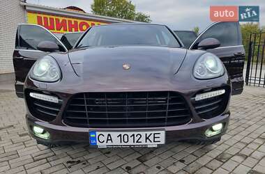 Внедорожник / Кроссовер Porsche Cayenne 2013 в 