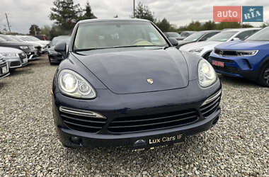 Внедорожник / Кроссовер Porsche Cayenne 2011 в 