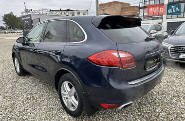 Внедорожник / Кроссовер Porsche Cayenne 2011 в 