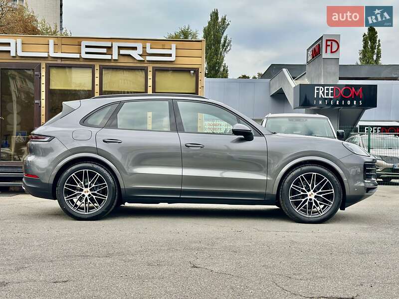 Внедорожник / Кроссовер Porsche Cayenne 2024 в Киеве фото 7 Внедорожник / Кроссовер Porsche Cayenne 2024 в Киеве