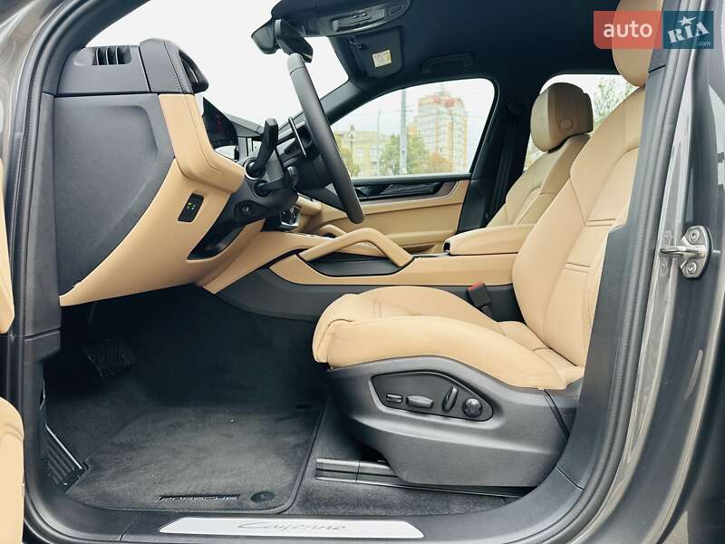 Внедорожник / Кроссовер Porsche Cayenne 2024 в Киеве фото 22 Внедорожник / Кроссовер Porsche Cayenne 2024 в Киеве