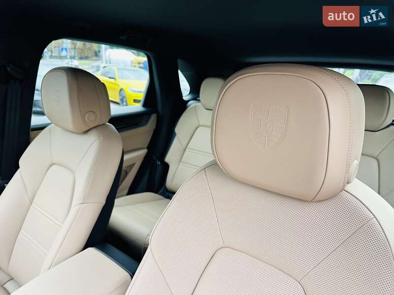 Внедорожник / Кроссовер Porsche Cayenne 2024 в Киеве фото 28 Внедорожник / Кроссовер Porsche Cayenne 2024 в Киеве