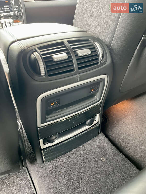 Позашляховик / Кросовер Porsche Cayenne 2008 в Києві
