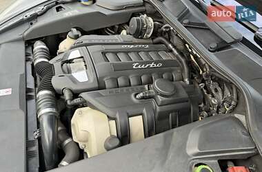 Позашляховик / Кросовер Porsche Cayenne 2010 в 