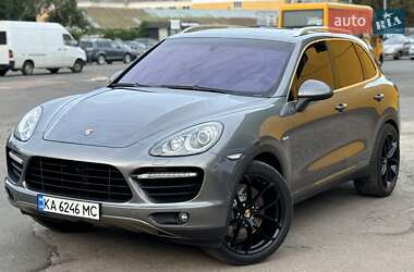 Позашляховик / Кросовер Porsche Cayenne 2010 в 