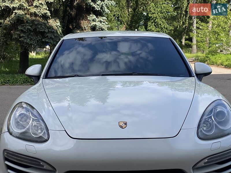 Позашляховик / Кросовер Porsche Cayenne 2013 в Ніжині