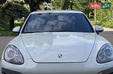 Внедорожник / Кроссовер Porsche Cayenne 2013 в 