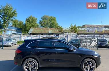 Внедорожник / Кроссовер Porsche Cayenne 2013 в 