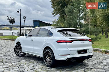 Позашляховик / Кросовер Porsche Cayenne 2019 в 