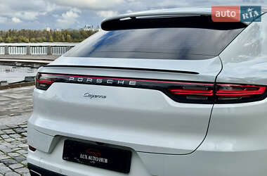 Позашляховик / Кросовер Porsche Cayenne 2019 в 