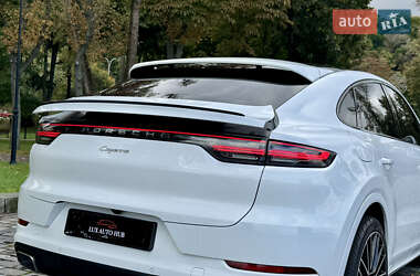 Позашляховик / Кросовер Porsche Cayenne 2019 в 