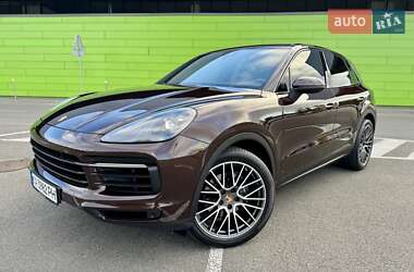 Позашляховик / Кросовер Porsche Cayenne 2018 в 