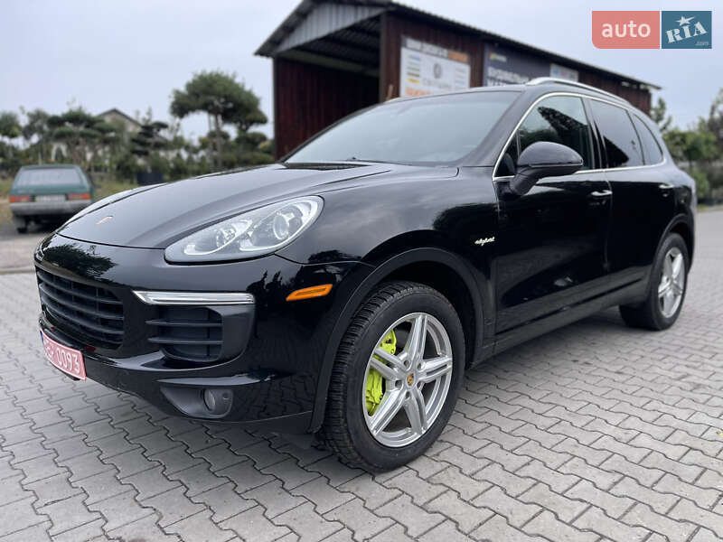 Внедорожник / Кроссовер Porsche Cayenne 2015 в Луцке фото 15 Внедорожник / Кроссовер Porsche Cayenne 2015 в Луцке
